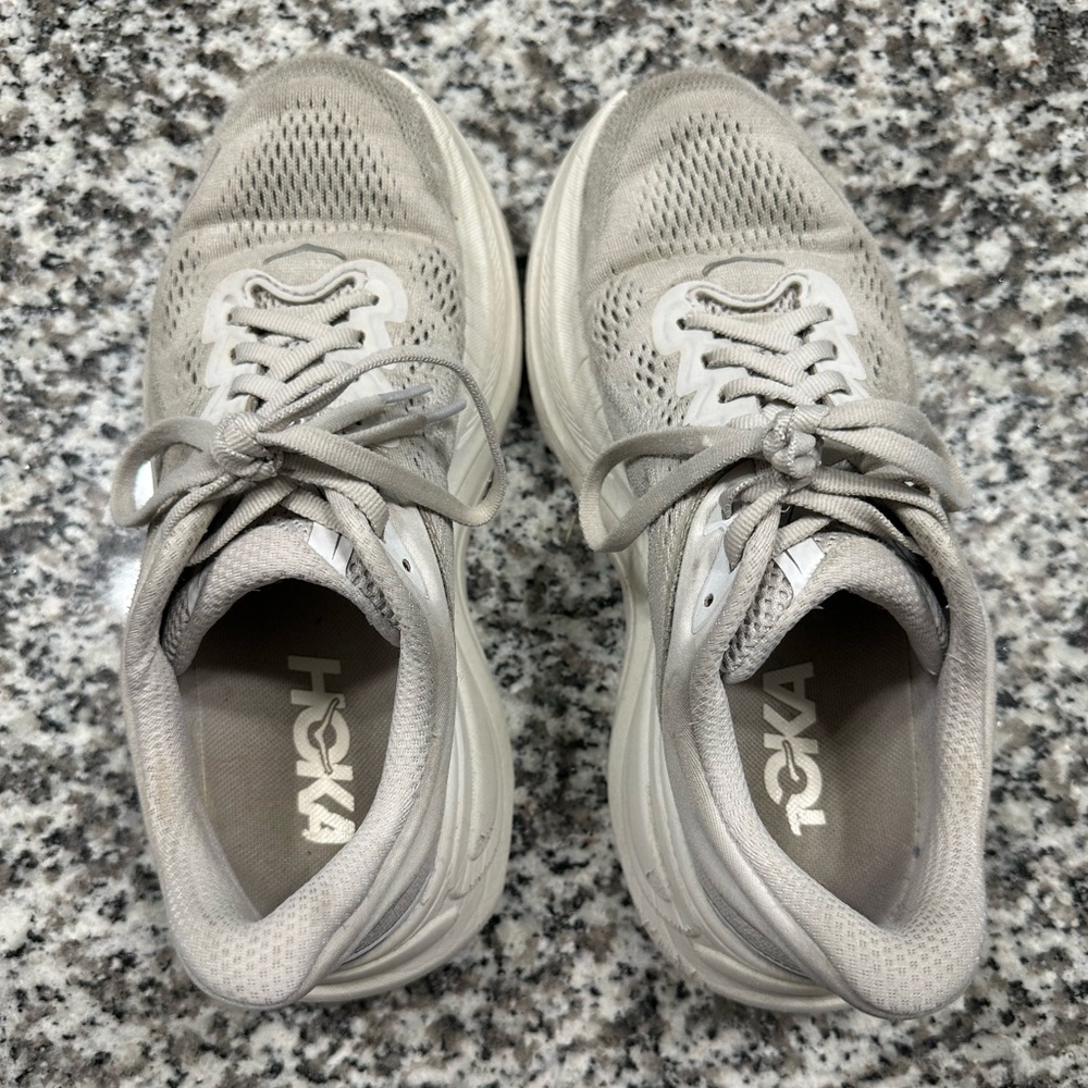 Grey Hoka Bondi 9 size 6.5 - Picture 5 of 9